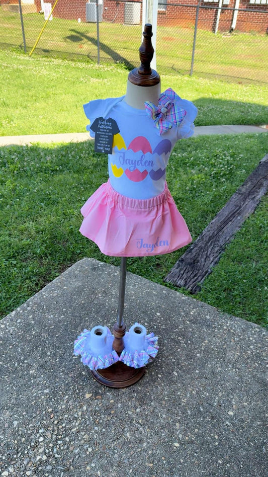 Easter Outfits for girls! We make custom skirts for any occasions!